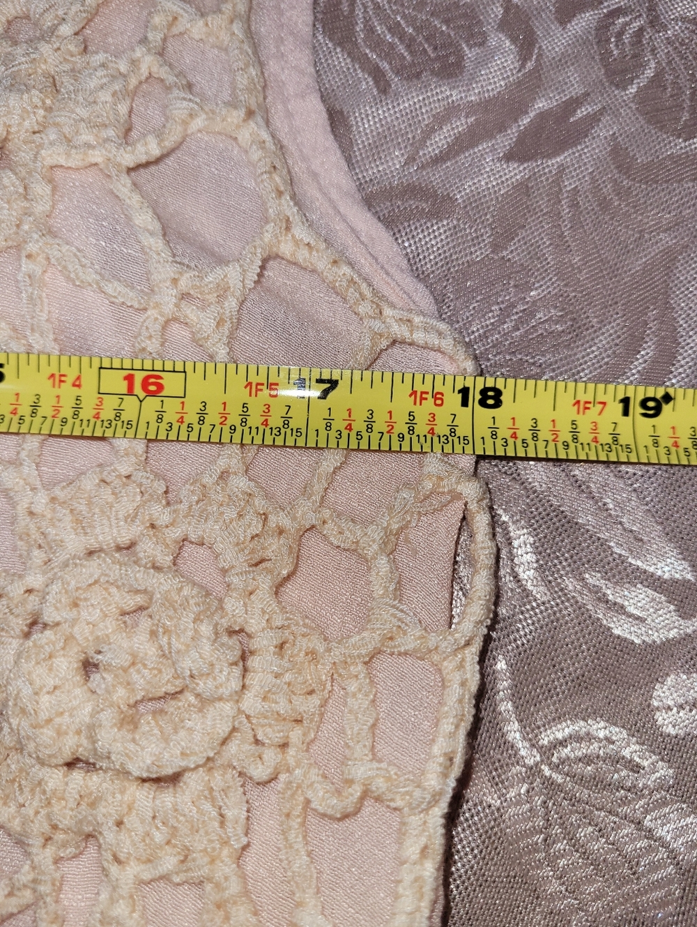 NWT A'reve Sleeveless Light Peach Top Cream Floral Crocheted Overlay & Fringe - Picture 14 of 16
